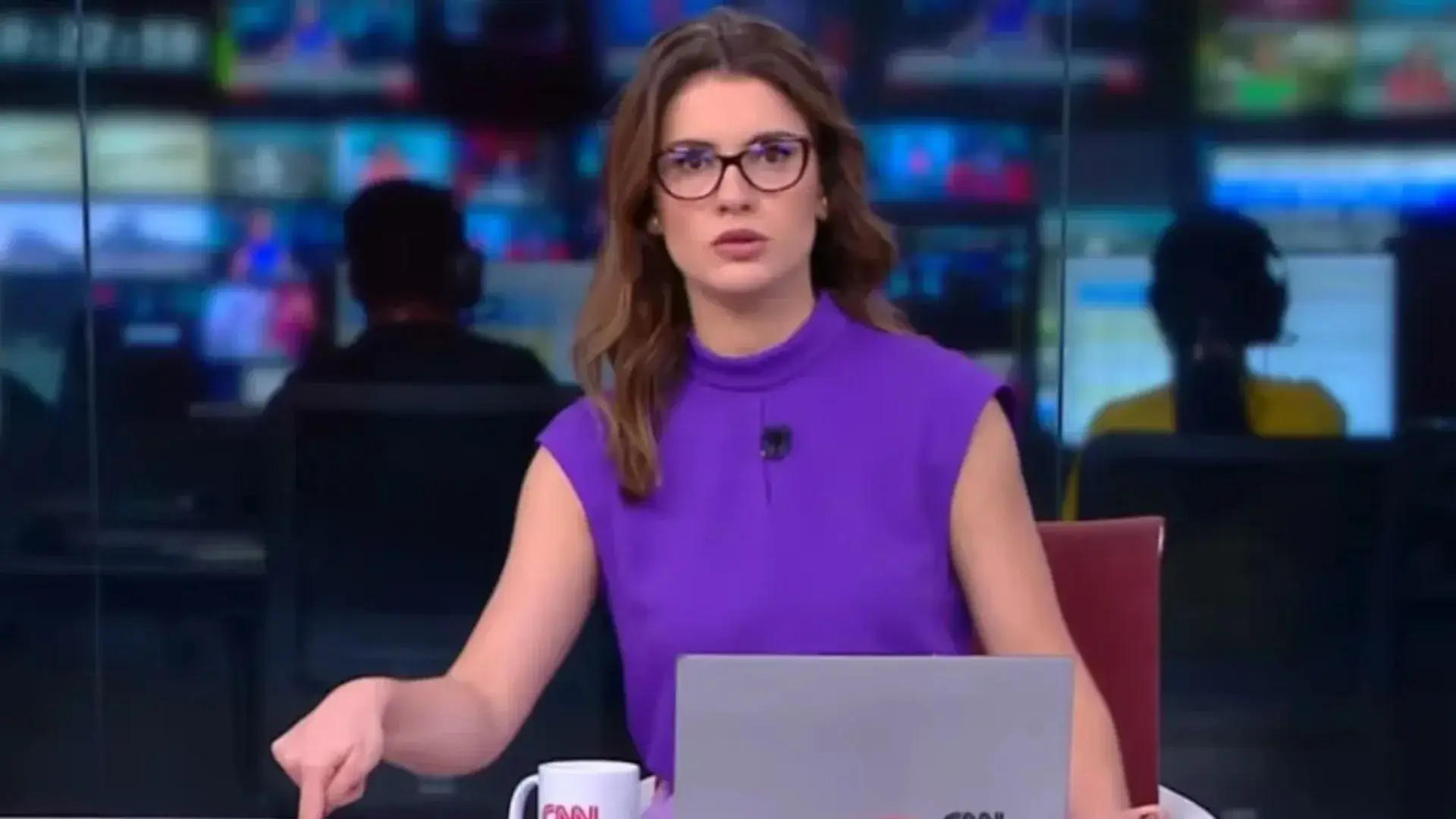 Jornalista comete gafe com nome de Bolsonaro e gera polêmica