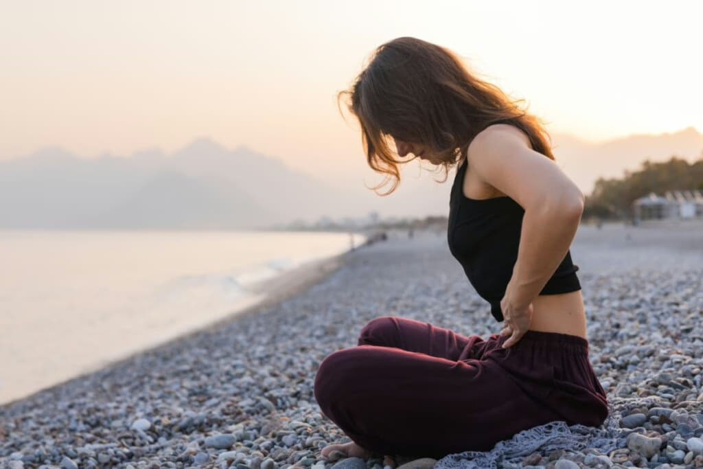 Veja como fazer o vácuo abdominal para definir a barriga