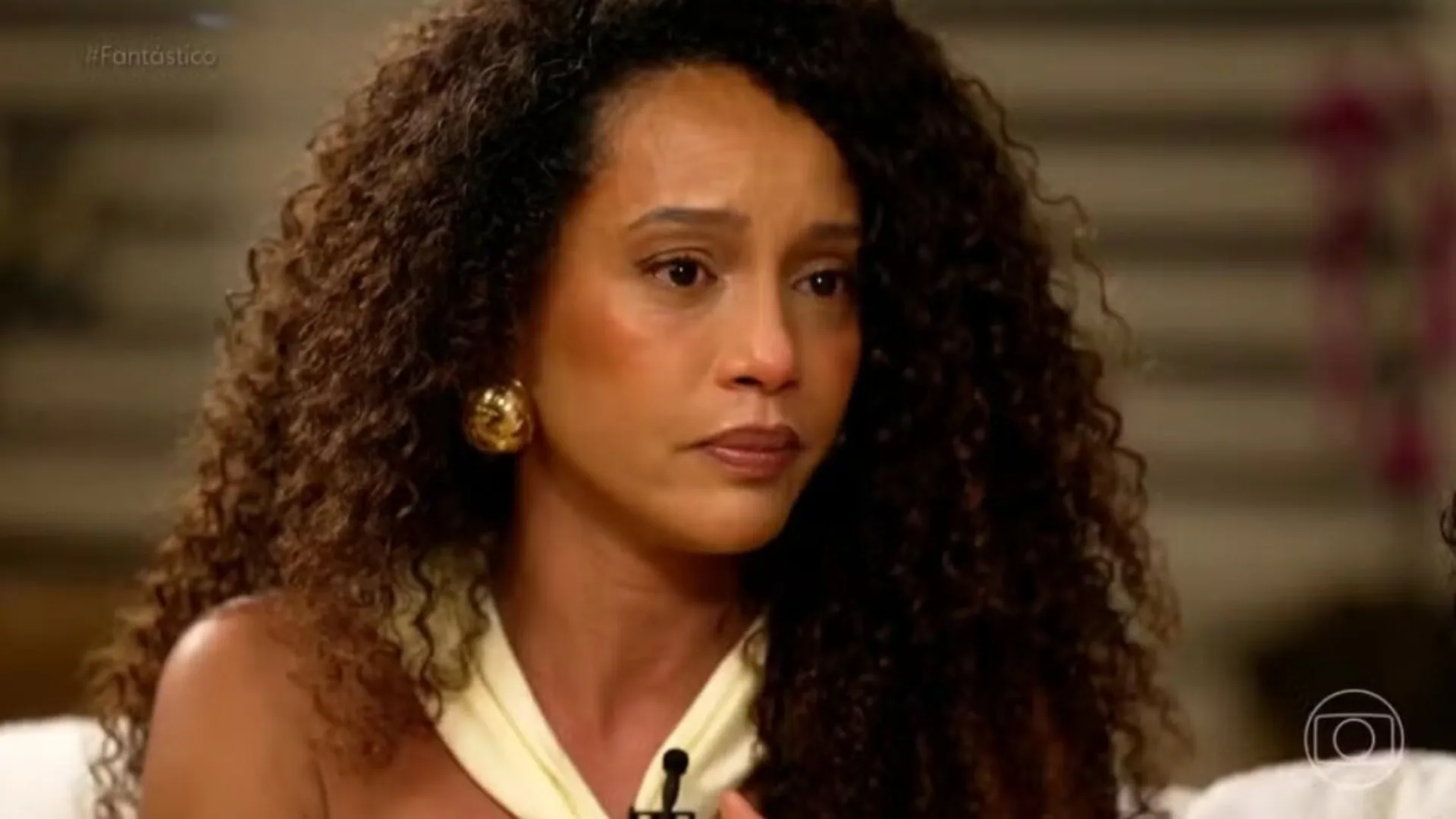 Taís Araujo rejeita morango do amor no camarim: “Perturbação”
