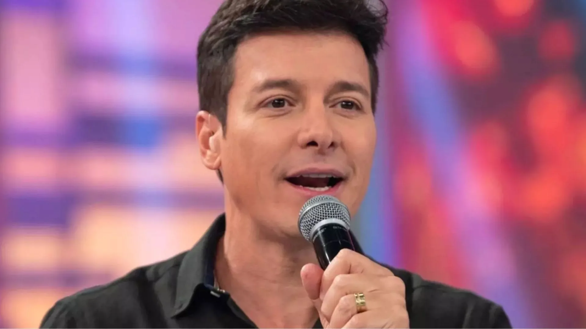 Faro mostra machucados pelo corpo após ‘Dança dos Famosos’