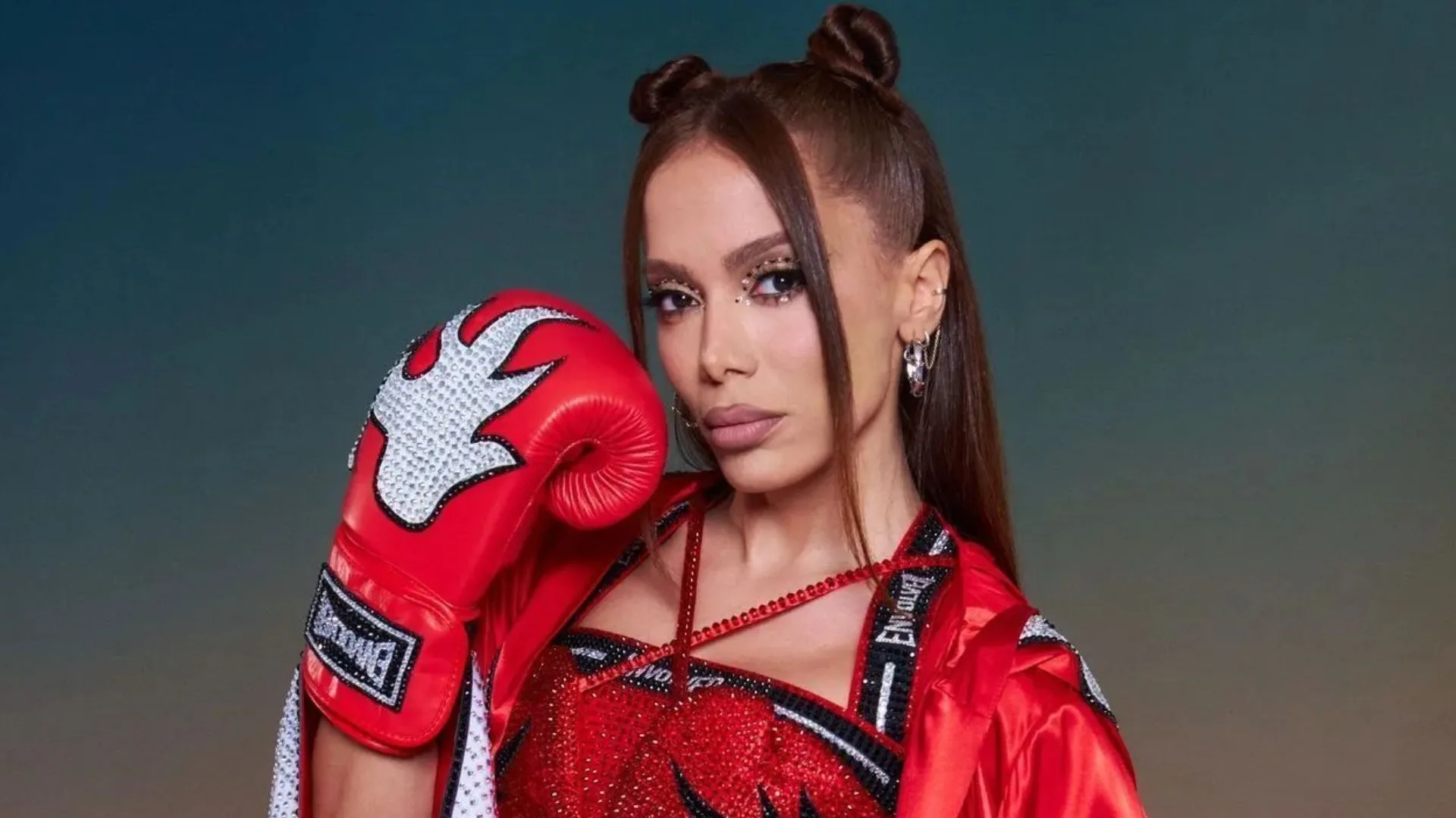 Anitta faz live misteriosa e fãs especulam novo disco