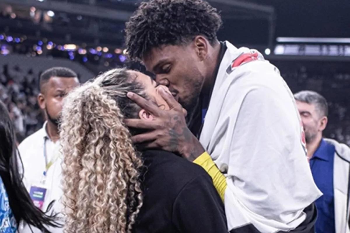 Surpresa romântica! Pedido de casamento de Hugo Souza emociona fãs nas redes