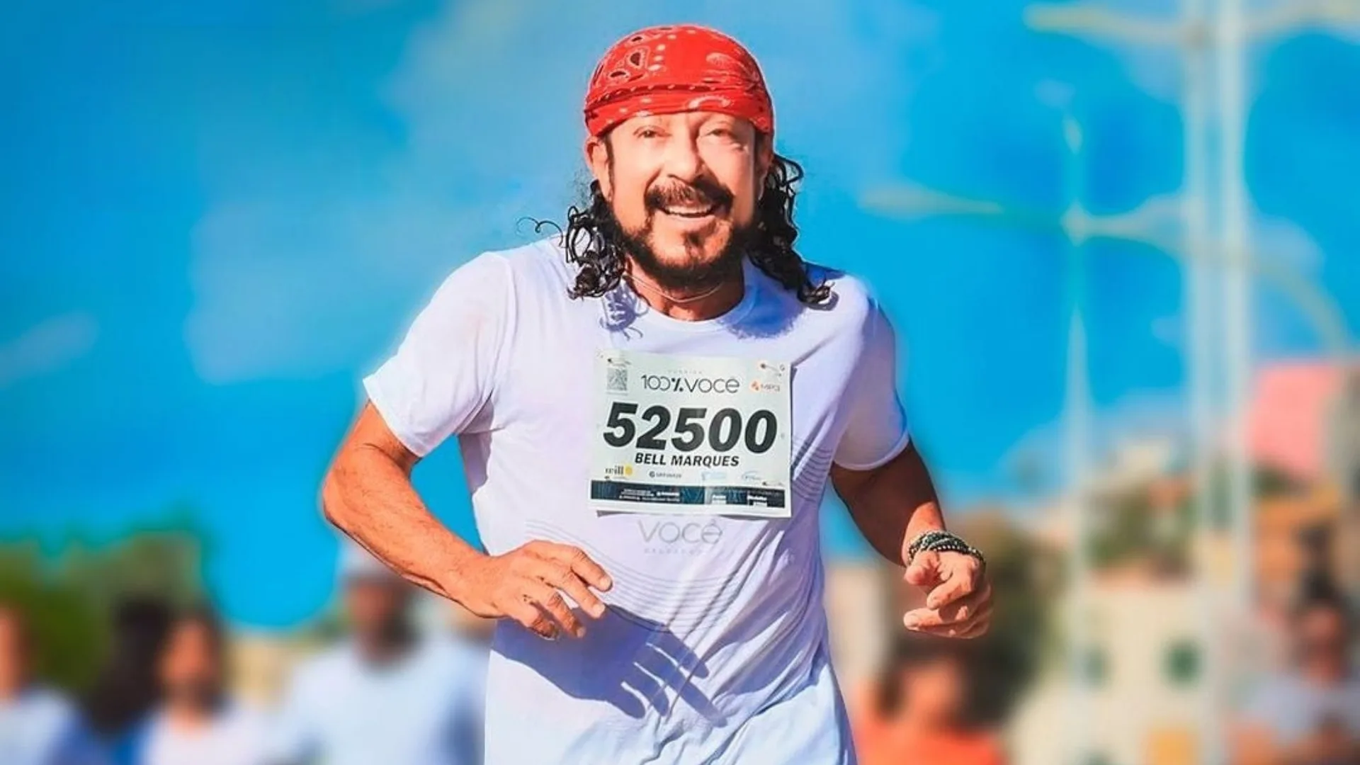 Bell Marques passa mal durante corrida e atualiza estado de saúde