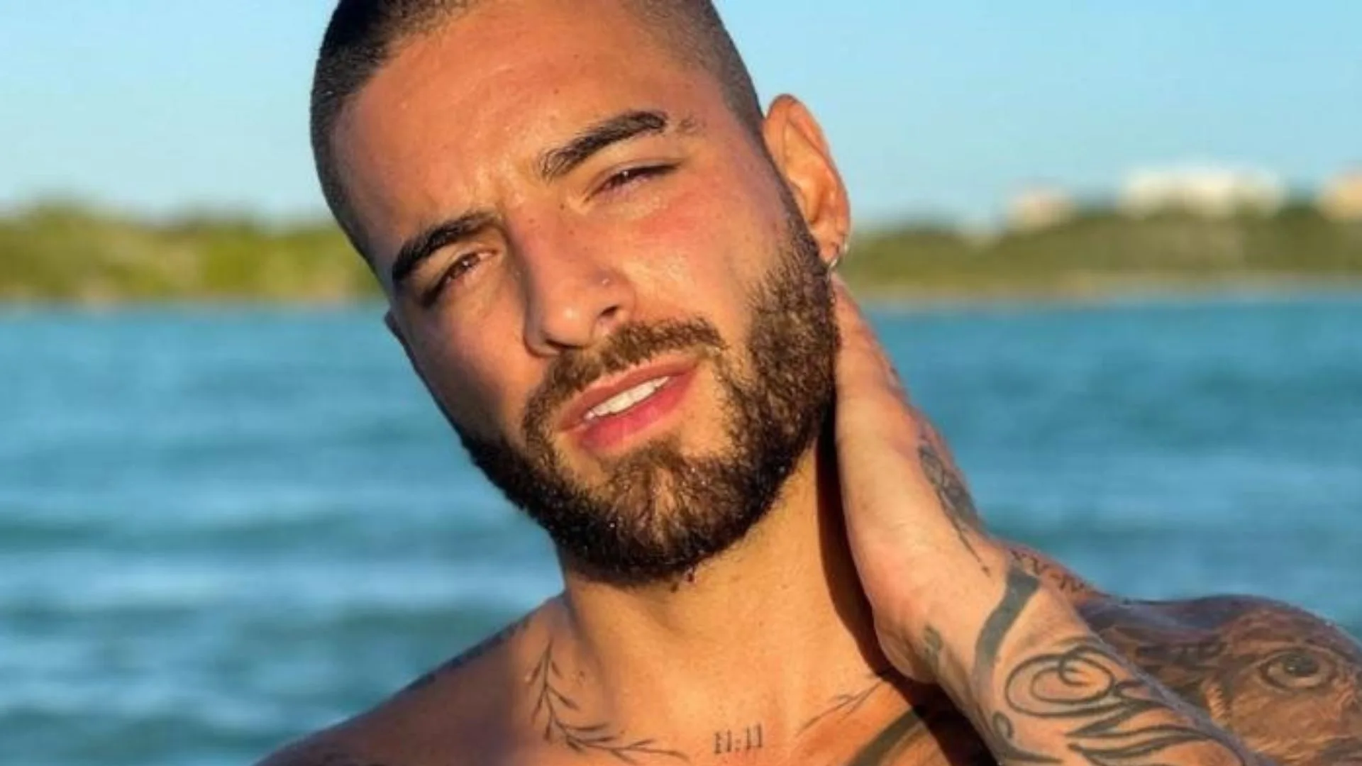 Maluma repreende mulher que levou bebê de 1 ano ao show