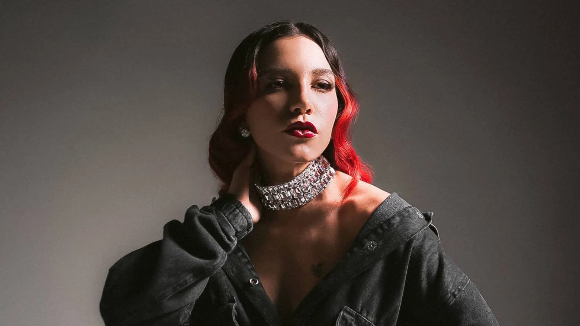 The Town: Priscilla ensaia para show no festival durante malhação