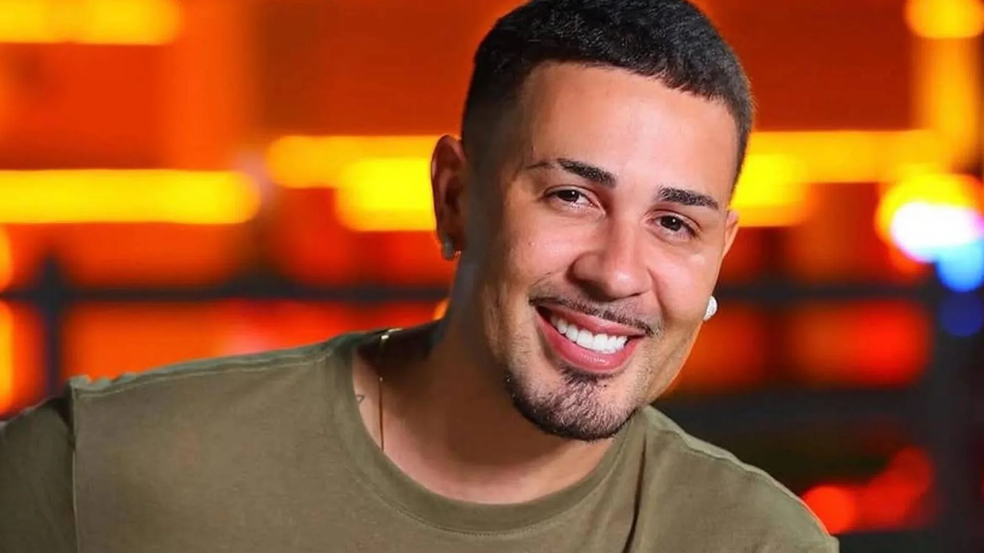 Após aparecer bêbado assumindo traição, Carlinhos Maia se pronuncia