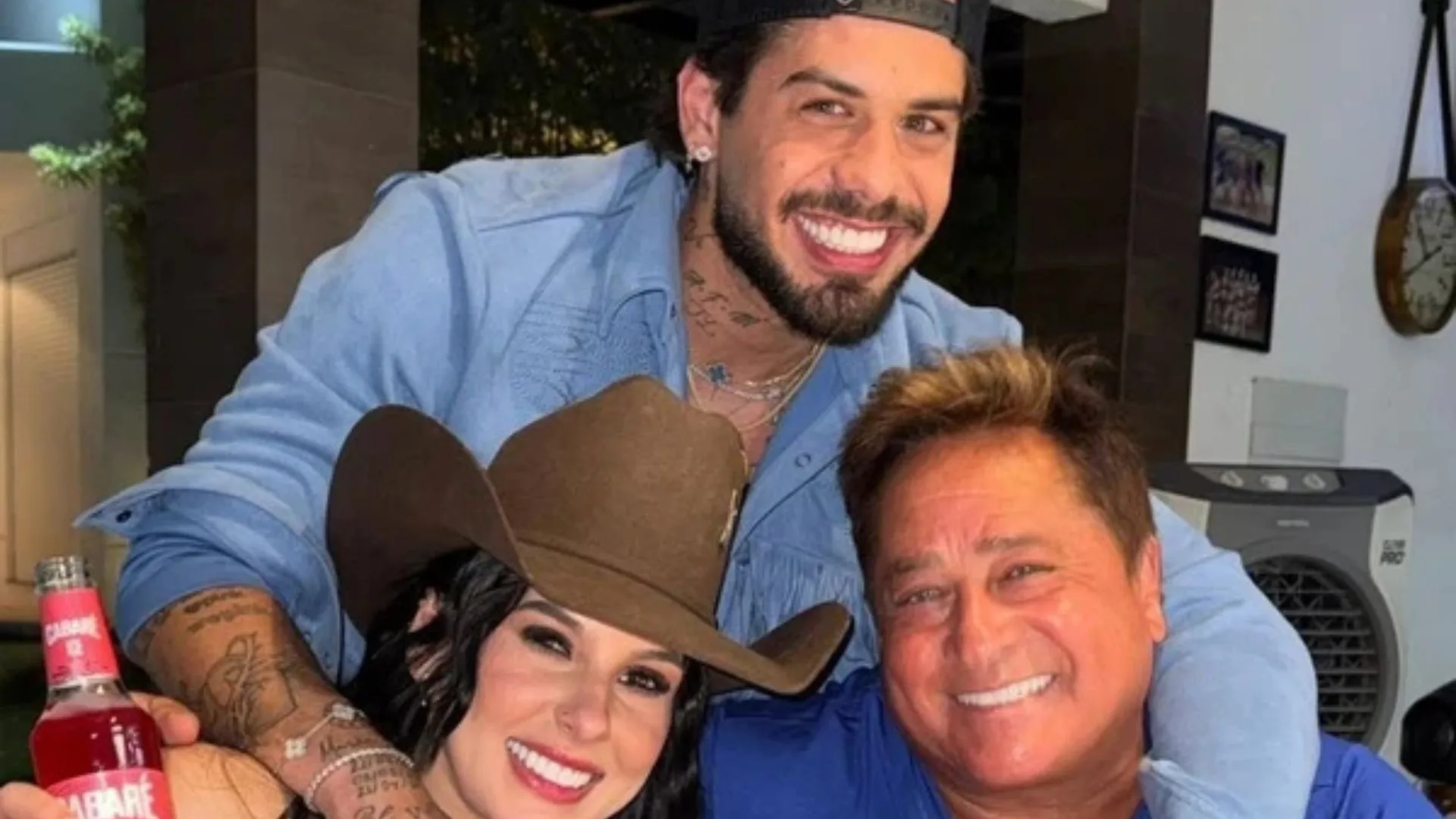 Zé Felipe e Leonardo se apresentam juntos e encantam fãs com talento em família