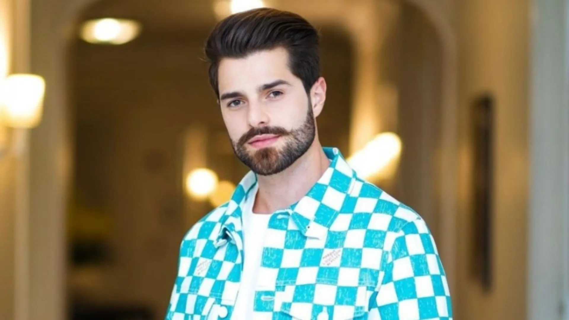 Alok reage após fã pedir para tatuar seu nome: “Faz a logo”