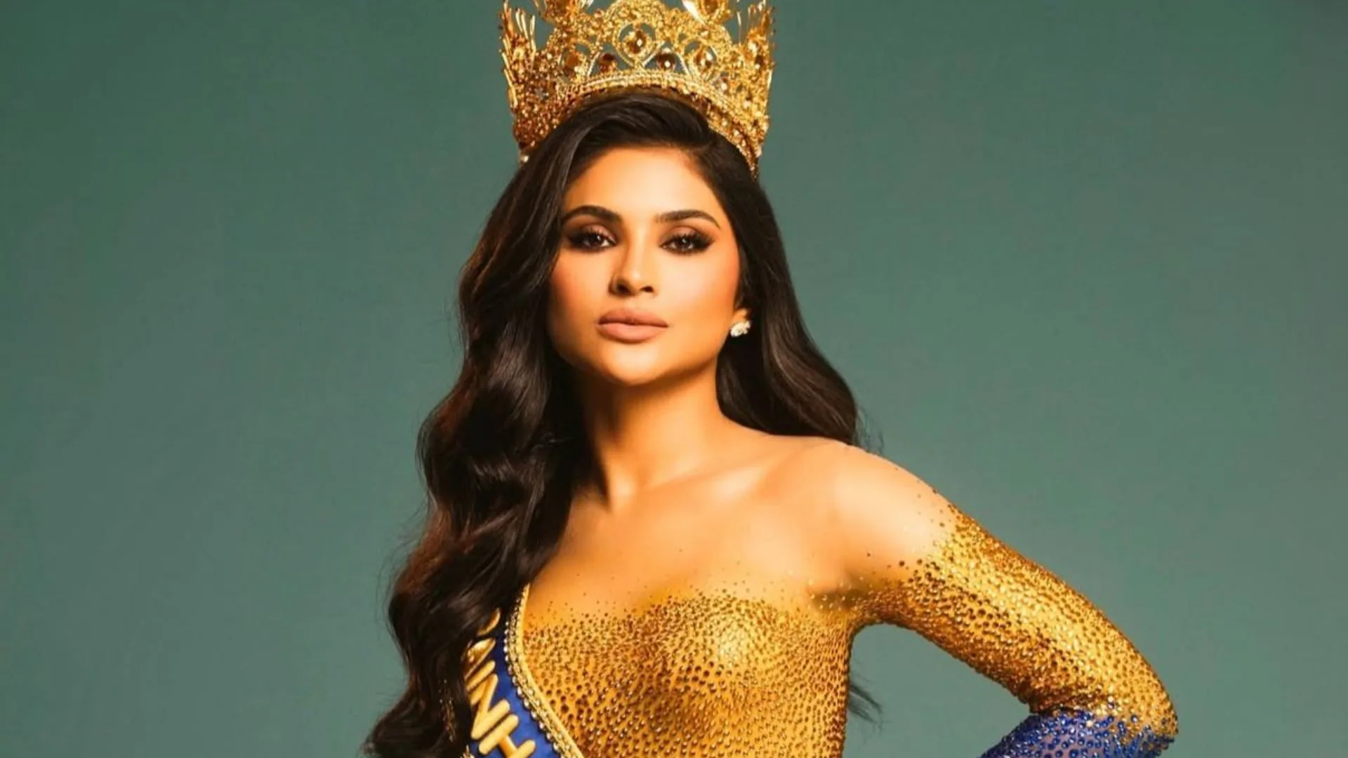 Mileide Mihaile assume posto de Rainha de Bateria da Unidos da Tijuca