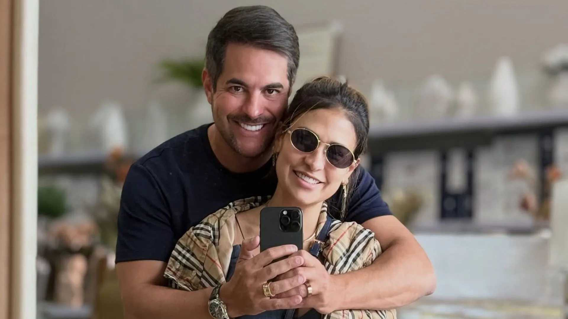 Simone Mendes relembra início do romance com Kaká Diniz: “Falei que não era rapariga”