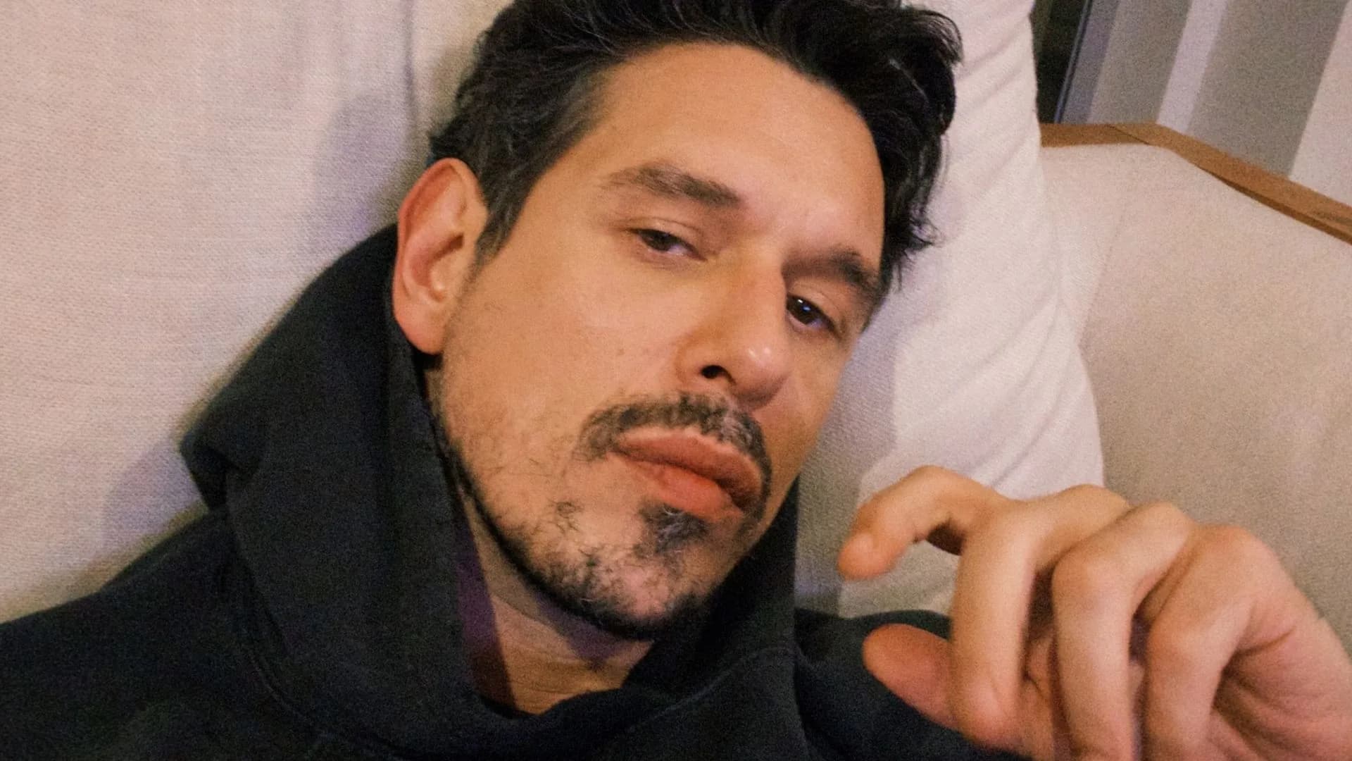 João Vicente desabafa sobre vazamento de mensagens com Gracyanne