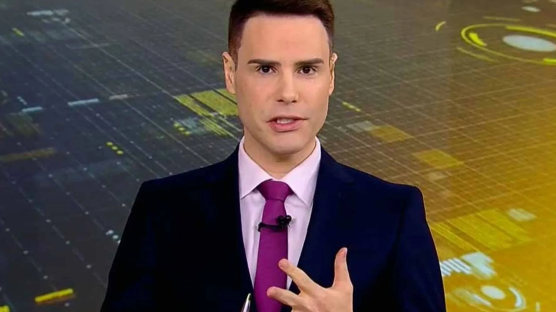 Luiz Bacci detona Luciano Huck após discurso sobre megaoperação no RJ