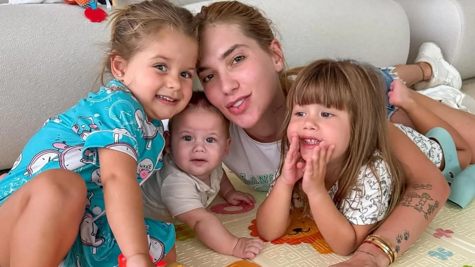 Virginia Fonseca leva filhos para o Teleton: “Eles pediram pra vir”