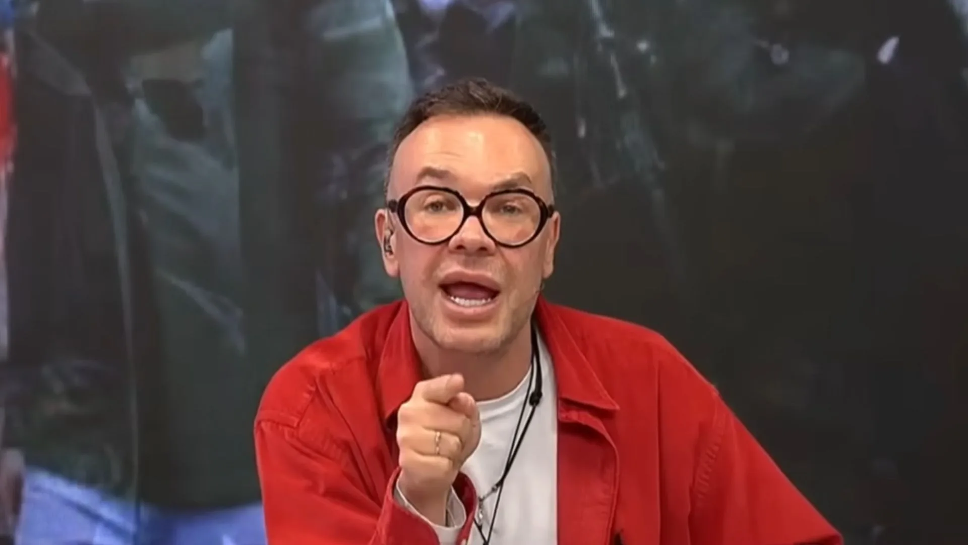 Felipeh Campos detona Luciano Huck após discurso sobre megaoperação