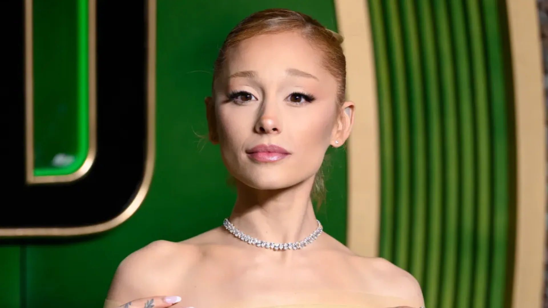 Ariana Grande cancela vinda ao Brasil e justifica: “Decepcionada”