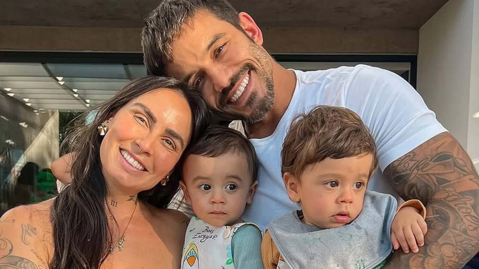 Clara Maia mostra rostinho do filho Theo, que nasceu prematuro