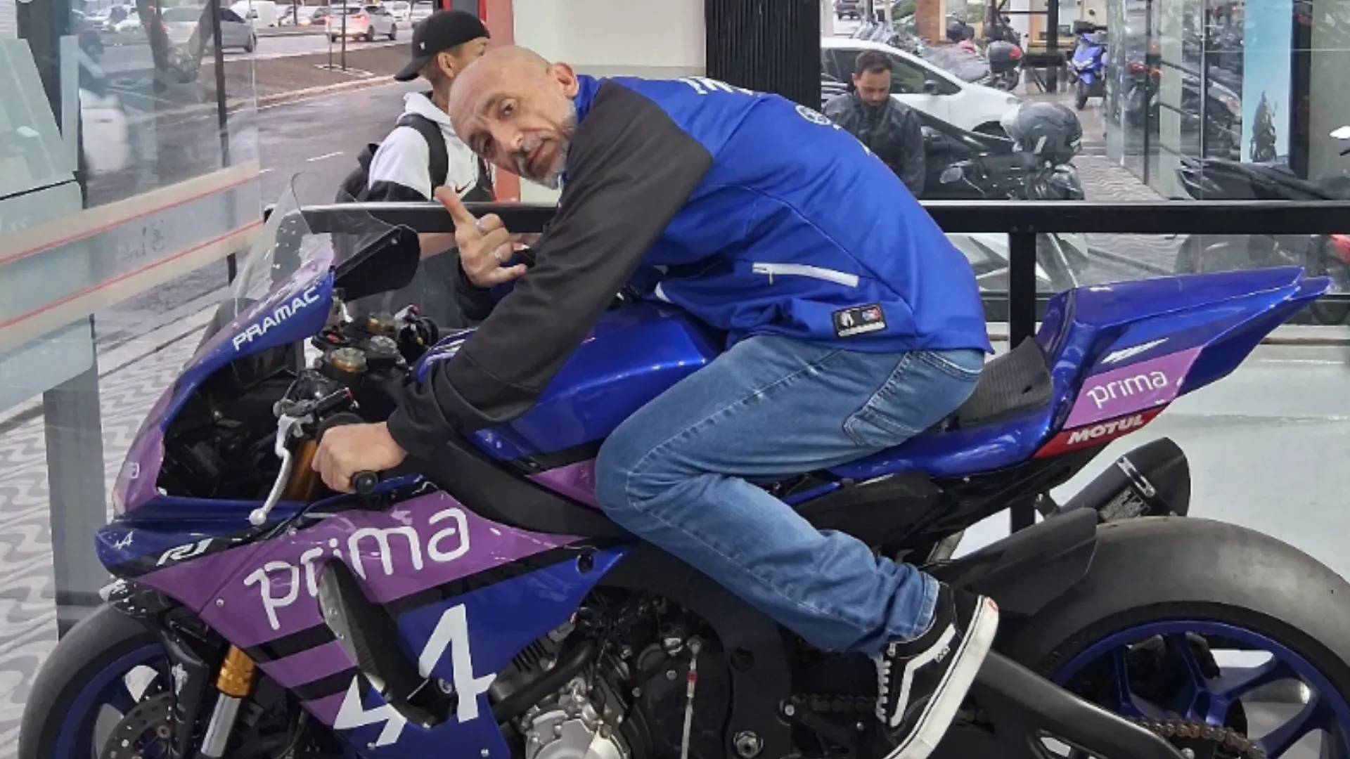 Cristian Cravinhos sofre acidente próximo à casa dos Richthofen