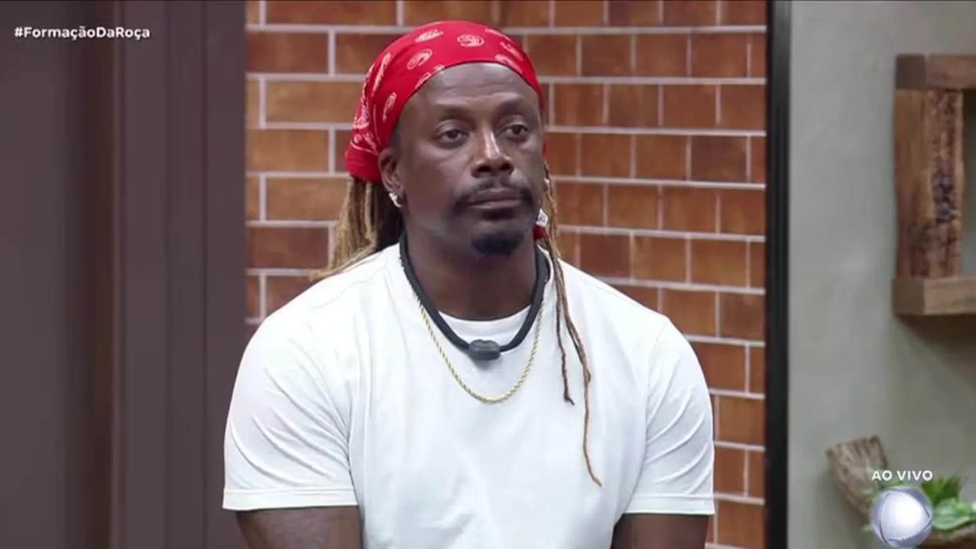 A Fazenda 17: Creo é expulso ao vivo após agredir Fabiano