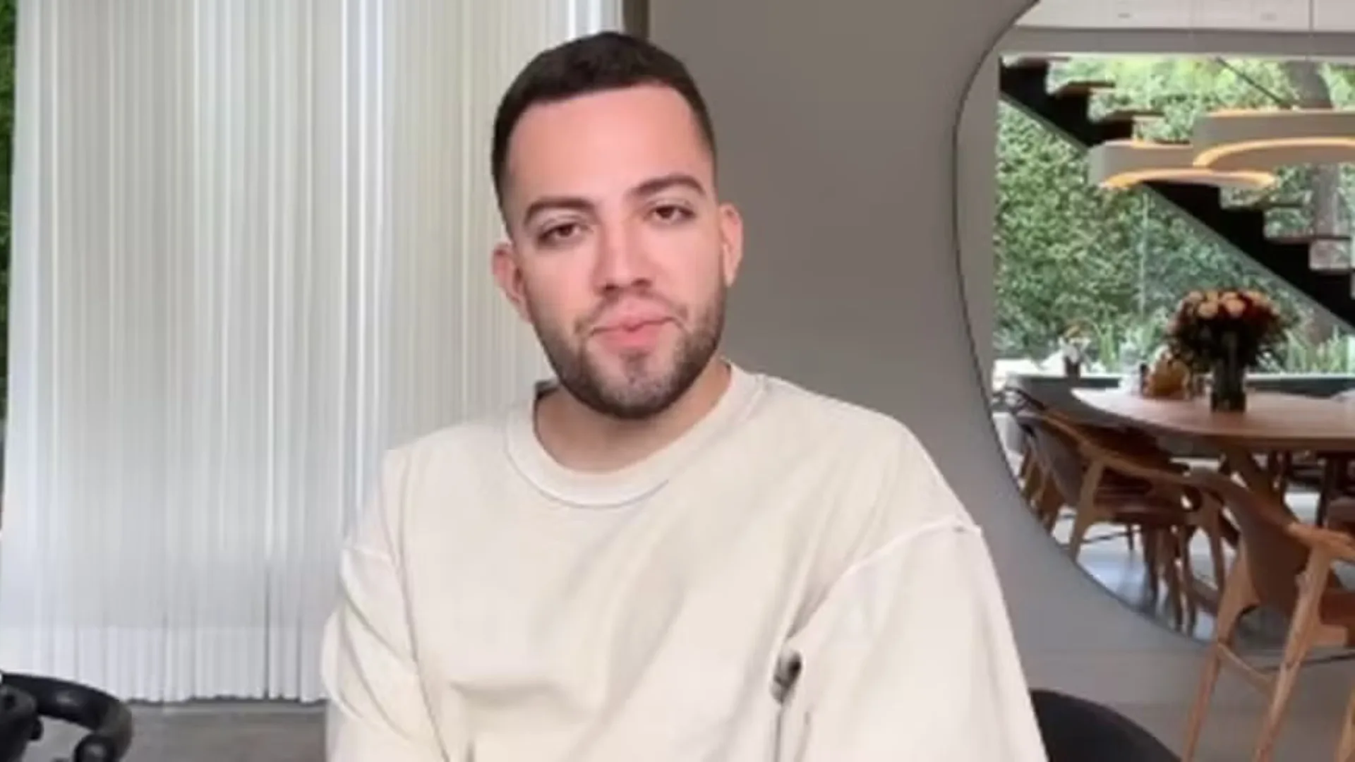 Lucas Rangel prova panetone de quase R$ 6 mil e reação viraliza