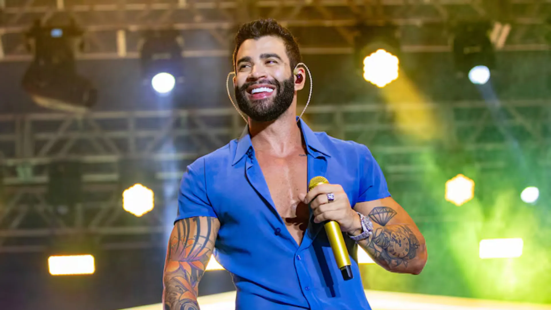 Gusttavo Lima conta que filhos sonham em andar de ônibus e viajar em voo comercial