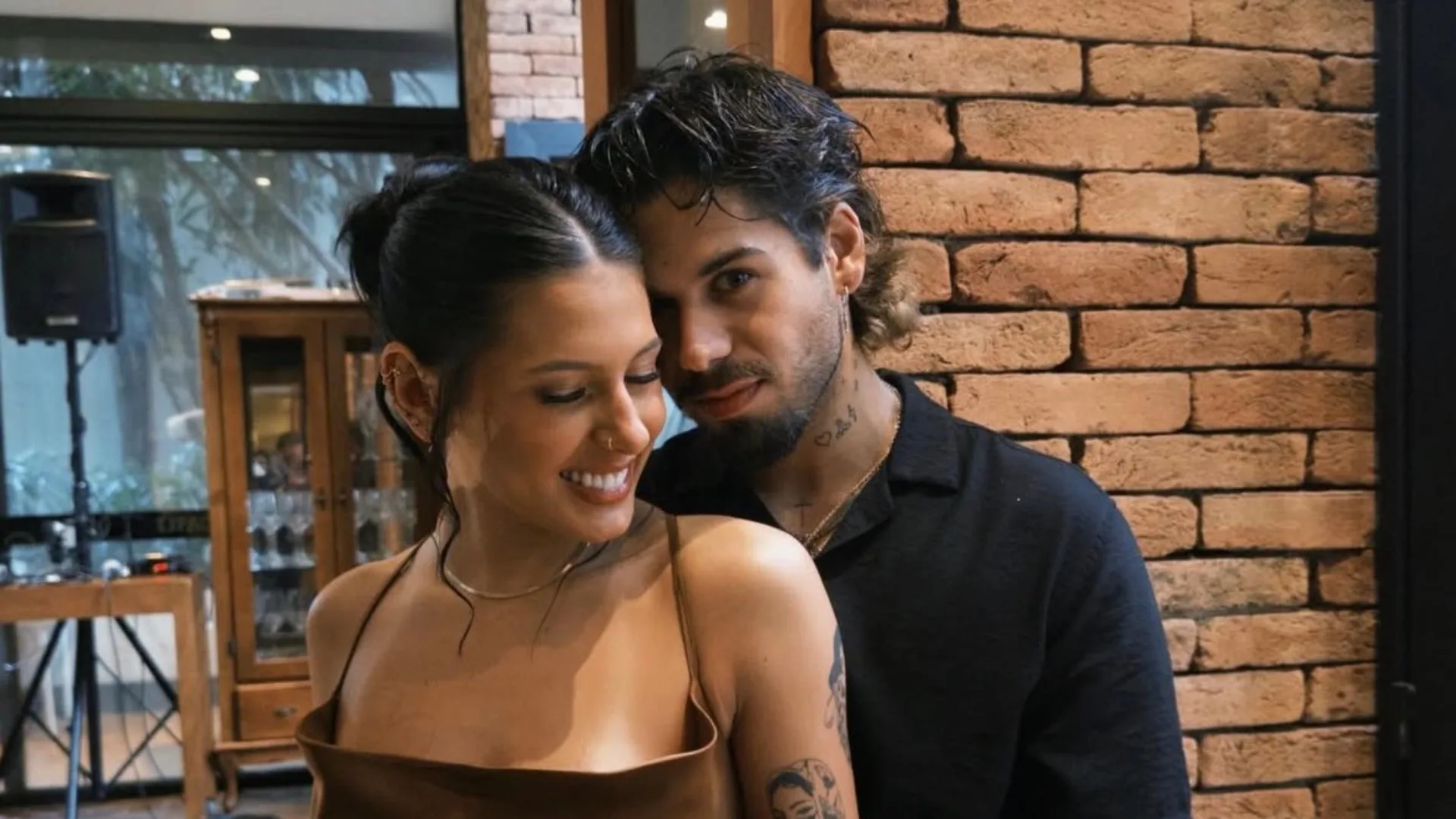 Zé Felipe e Ana Castela anunciam término do relacionamento