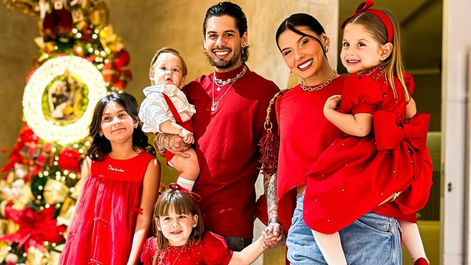 Ana Castela disputa iPad em bingo e explica: ‘Tenho 3 enteados’