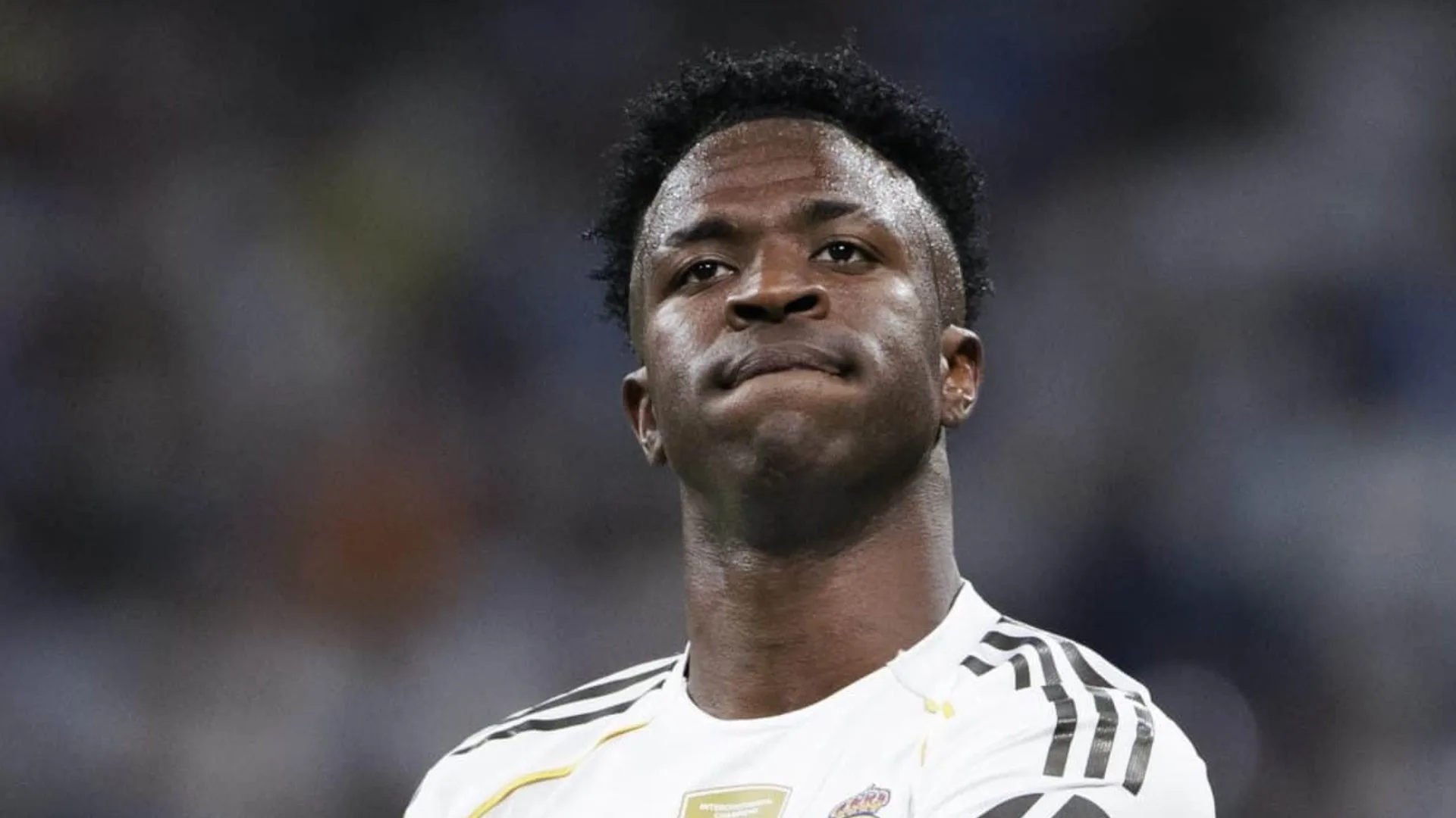 Vini Jr posta vídeo ‘ousado’, remove em seguida e vira assunto