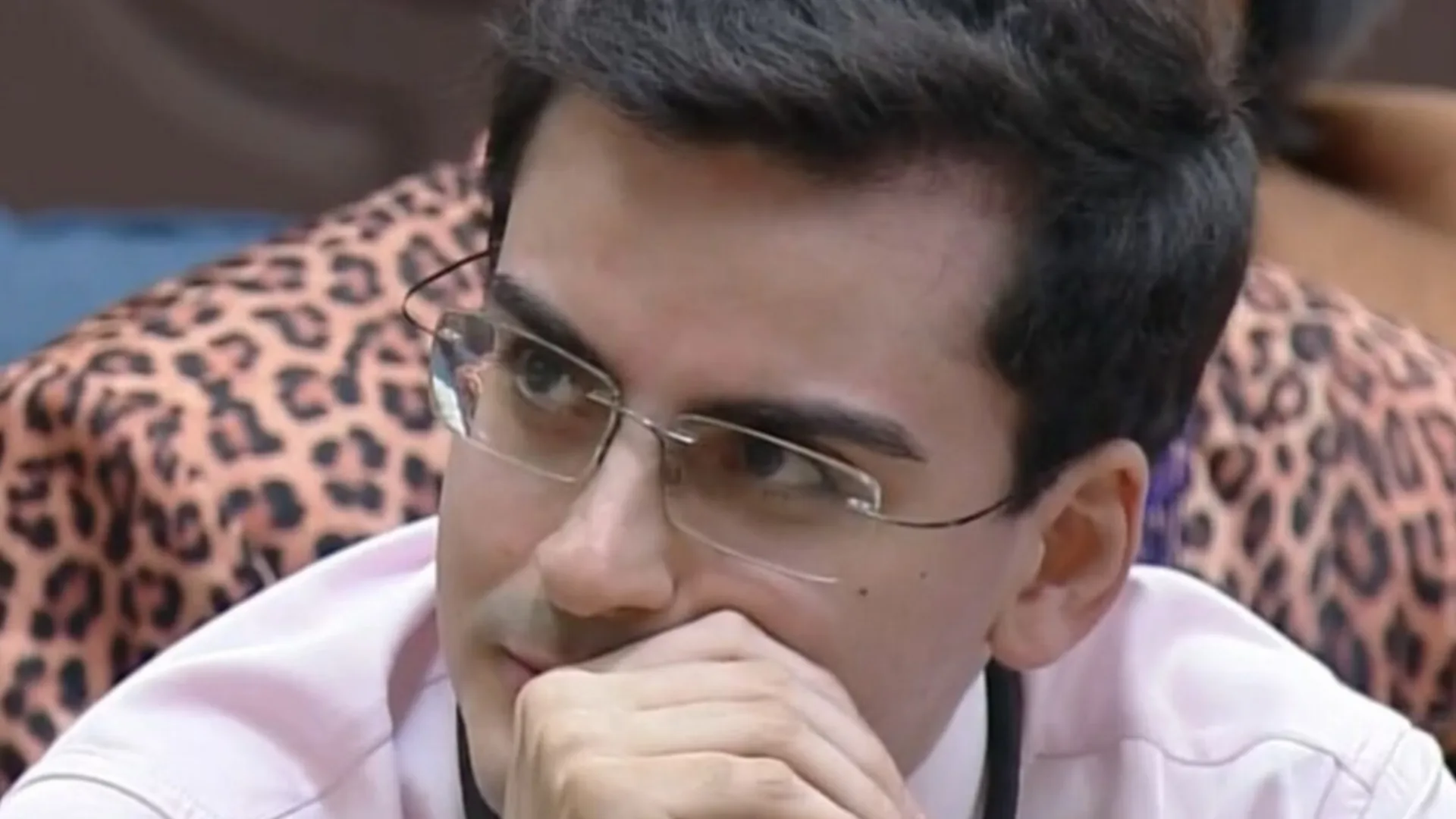 A Fazenda 17: Dudu Camargo muda de postura e público comenta