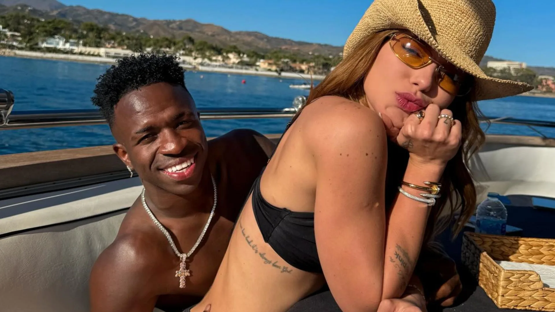 Virginia Fonseca se declara para Vini Jr em novo post: “Sou feliz com você”