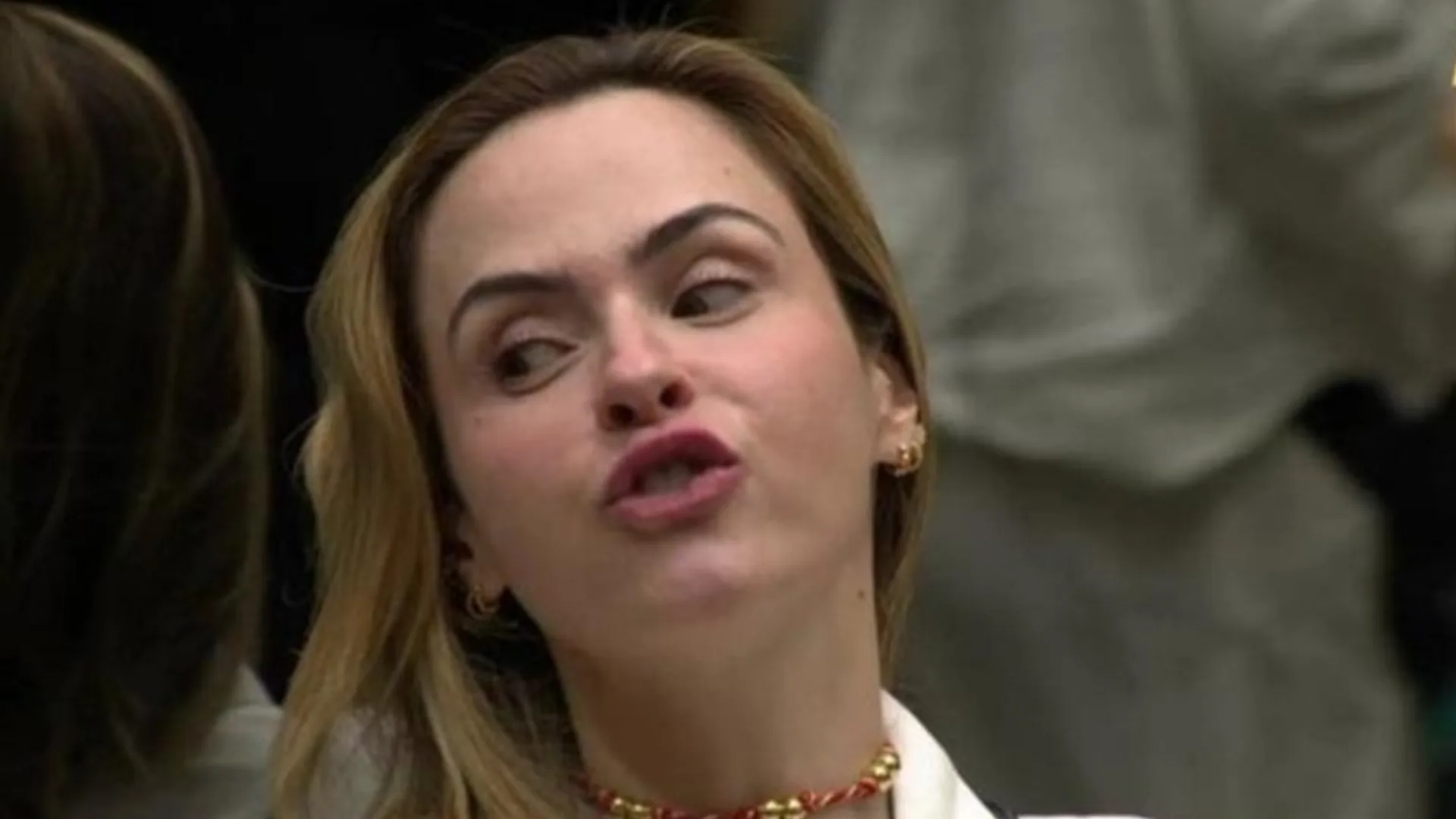 Ana Paula fala sobre racismo, consciência individual e reconhecimento do privilégio branco