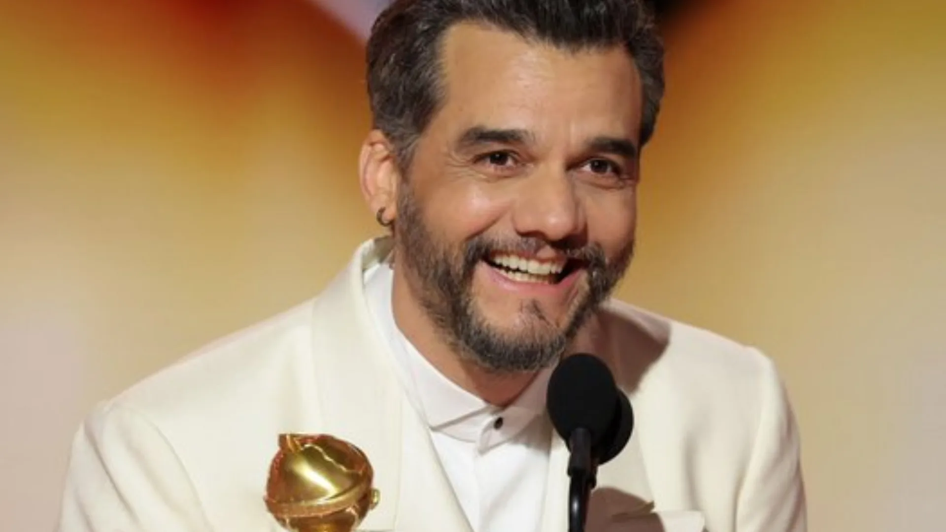 Wagner Moura vence prêmio de Melhor Ator no Globo de Ouro