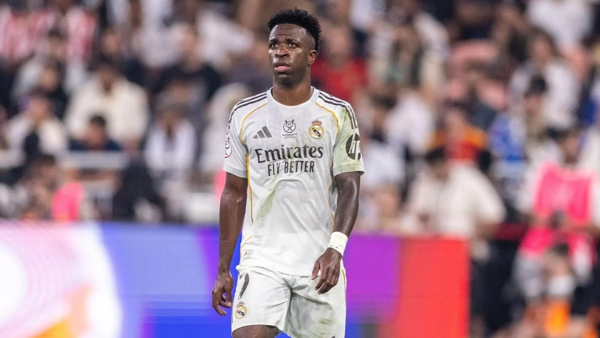 Vini Jr. volta a ser vítima de ataques racistas antes de jogo do Real Madrid