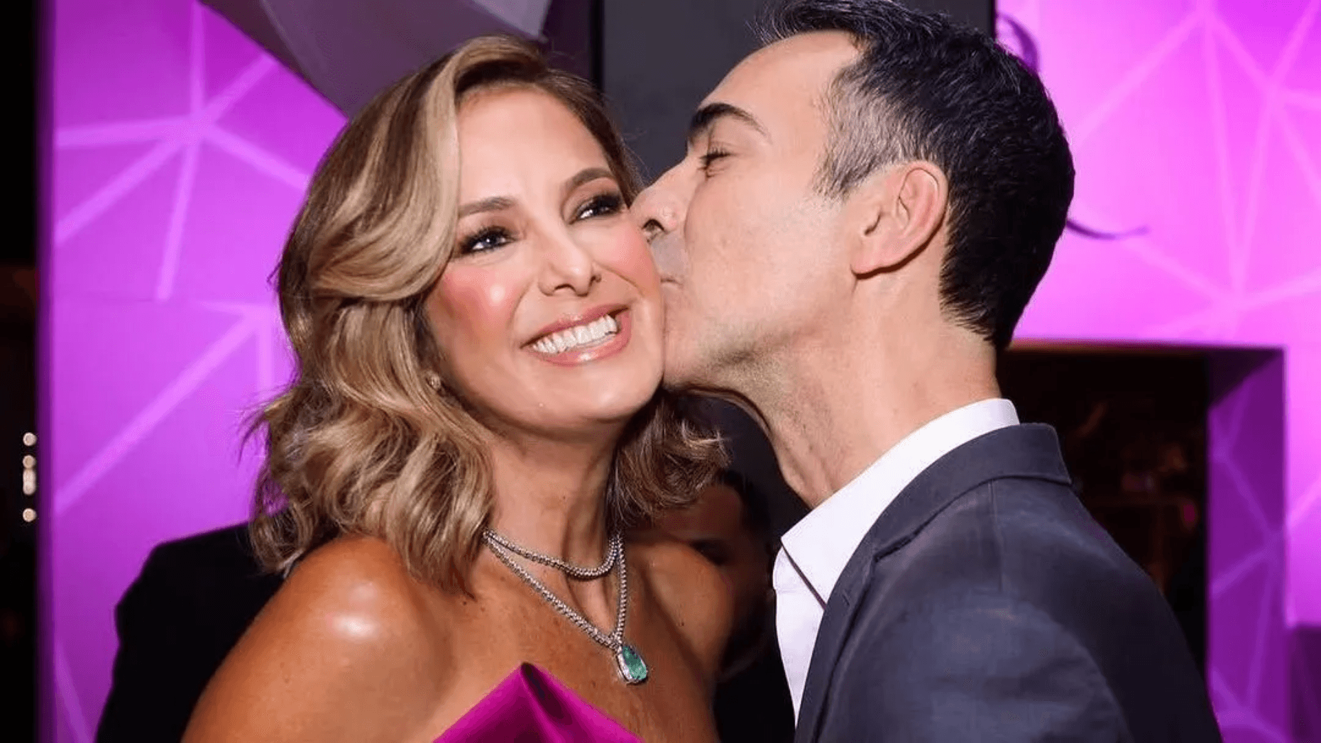 César Tralli se derrete ao receber Ticiane Pinheiro no Rio