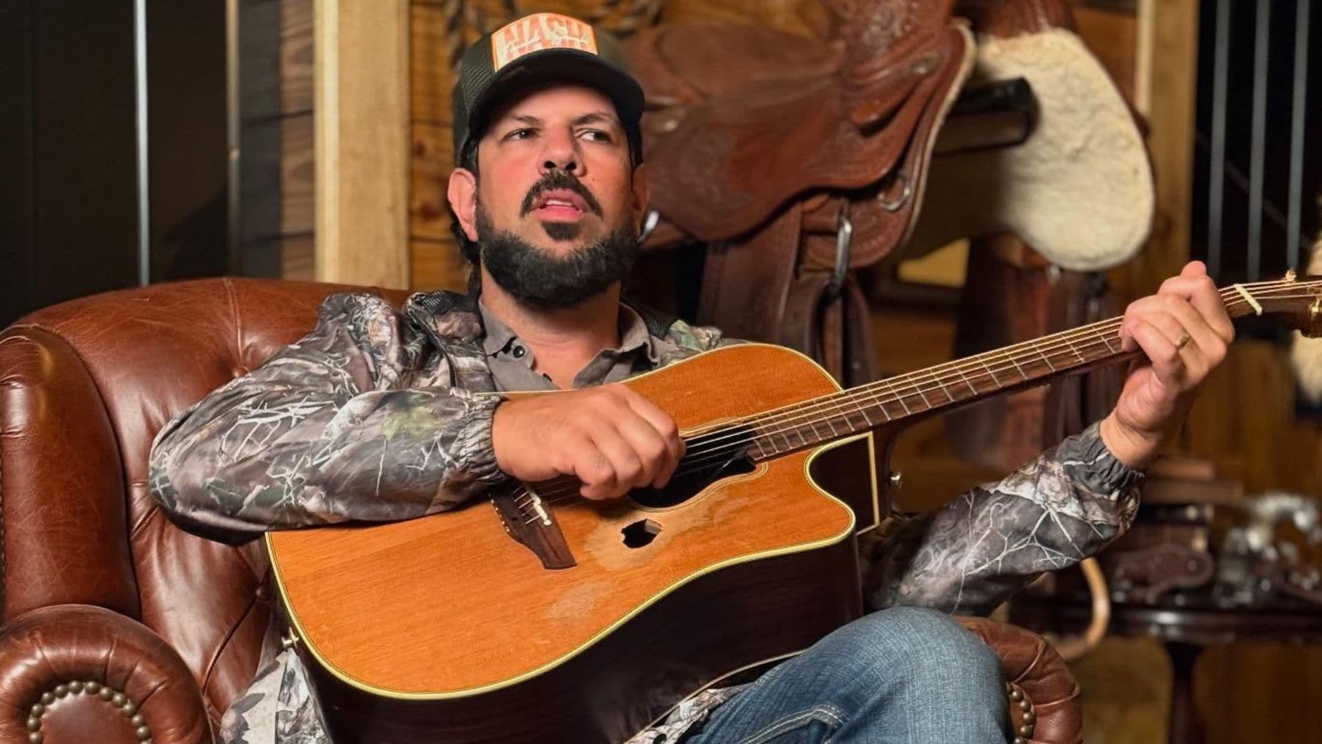 Sorocaba, dupla de Fernando, escapa de bombardeio em aeroporto de Dubai