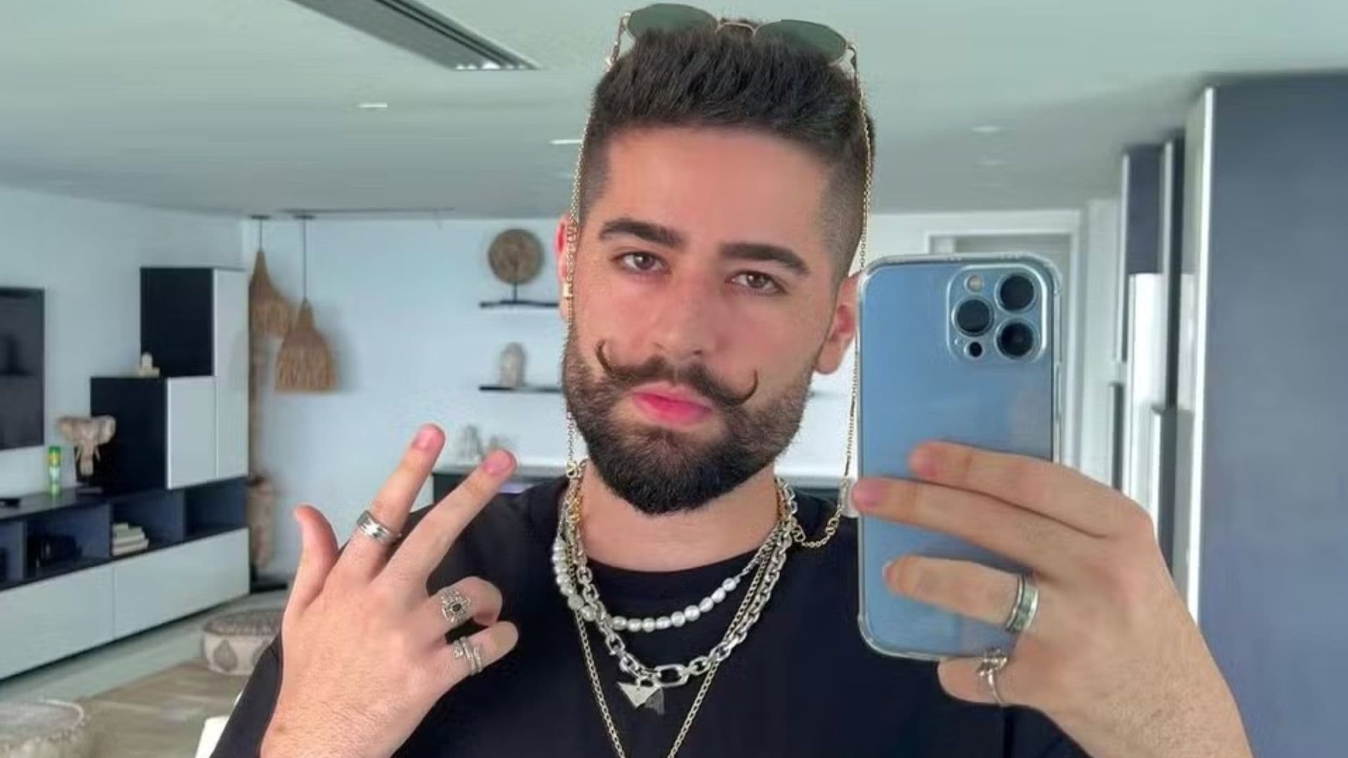 Ruyter é criticado após comentário sobre Jeffrey Epstein durante live