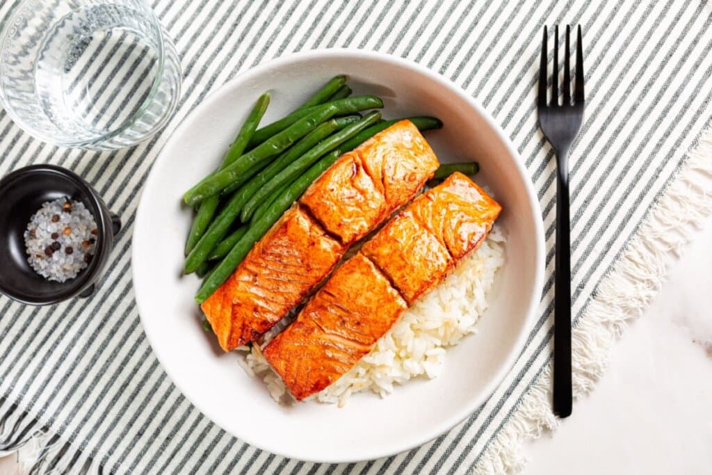 Almoço saudável: 5 receitas leves e ricas em proteínas para a sua semana