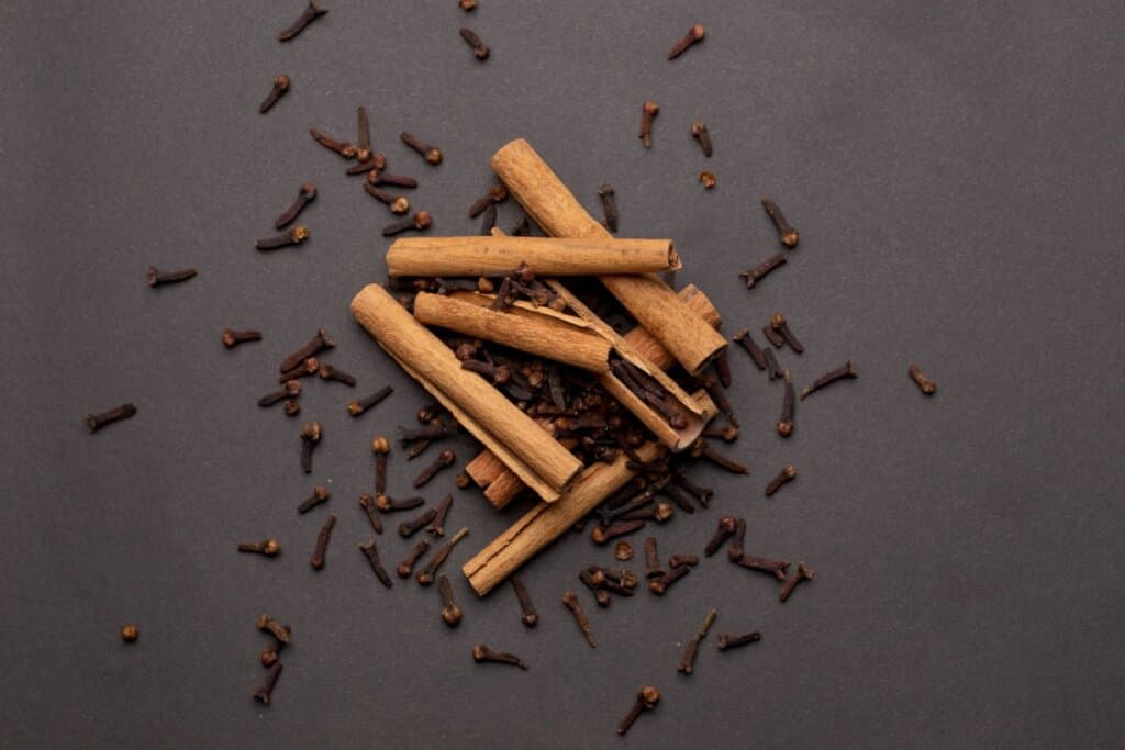 3 banhos de atração na força de Pombagira