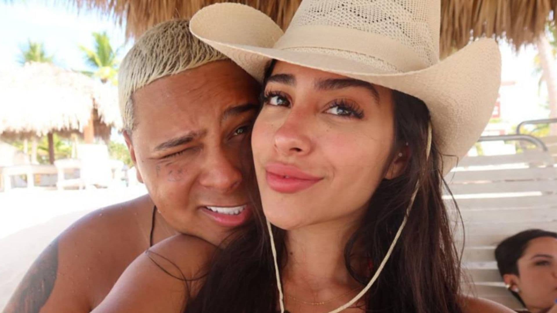 Preso, MC Ryan SP envia surpresa de Dia das Mães para a namorada
