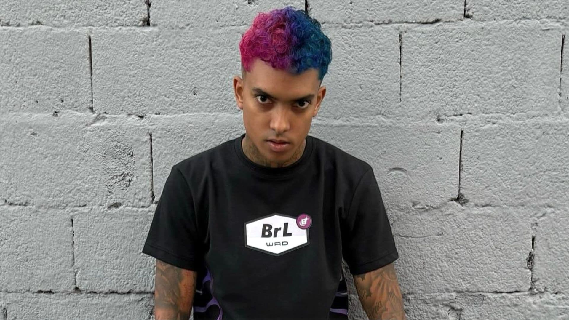 Após anunciar fim da carreira no funk, MC Brinquedo faz apelo aos jovens