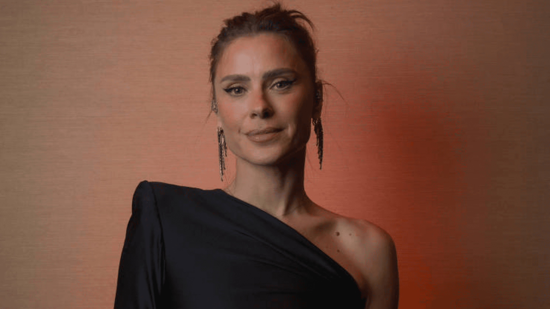 Carolina Dieckmann revela internação após infecção no rim