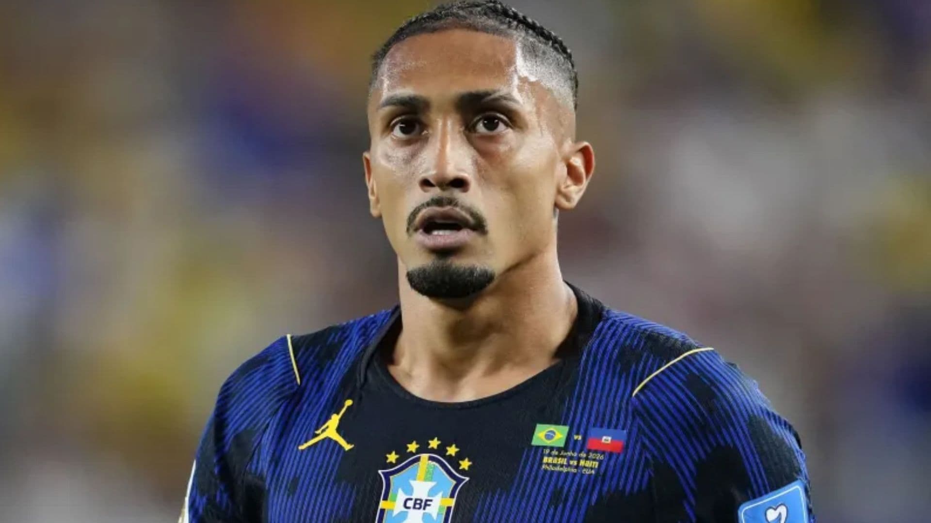 Raphinha tem lesão constatada na Seleção e desfalca o Brasil na Copa