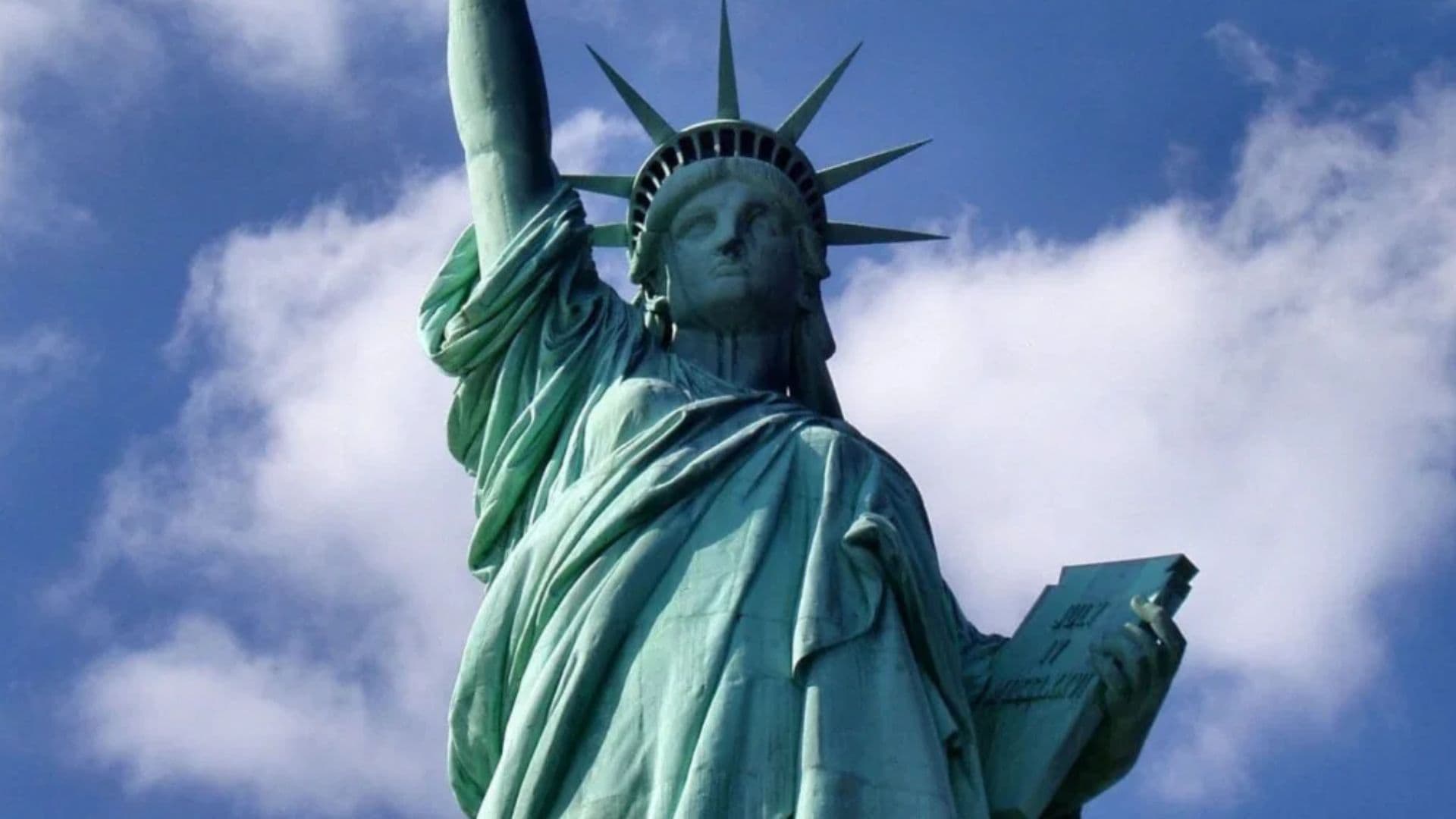 Irã divulga vídeo feito por IA de ‘briga’ entre Estátua da Liberdade e Cristo Redentor