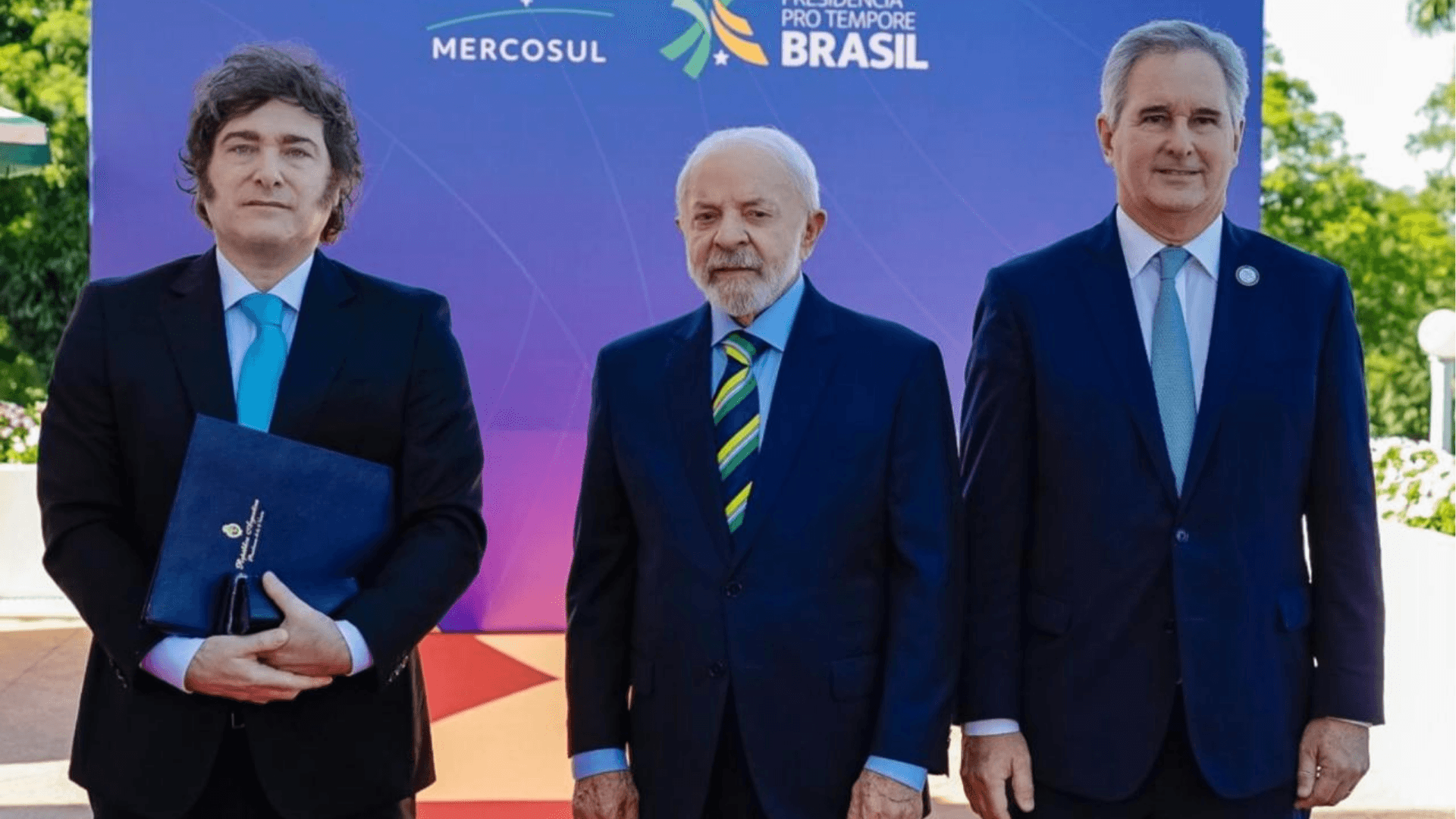 Lula defende Mercosul acima de ideologias e diz que disputará reeleição para garantir a democracia