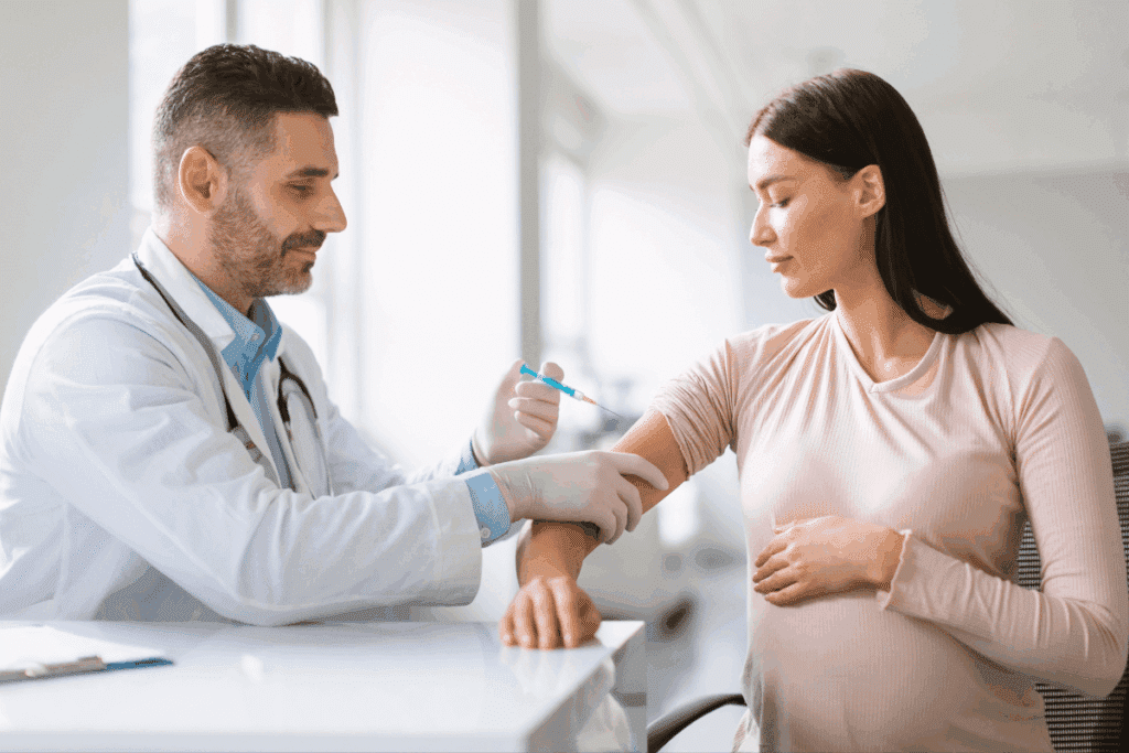 Além do pré-natal: confira as vacinas mais importantes durante a gravidez