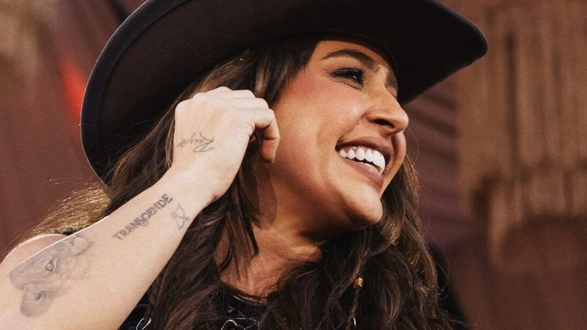 Lauana Prado impressiona ao mostrar coleção de mais de 4 mil botas e 350 chapéus