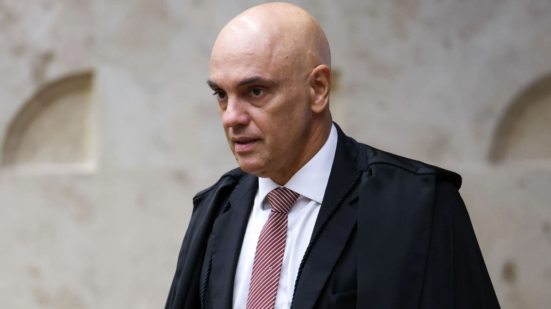 Mendonça mapeia votos para abertura de investigação contra Alexandre de Moraes no STF