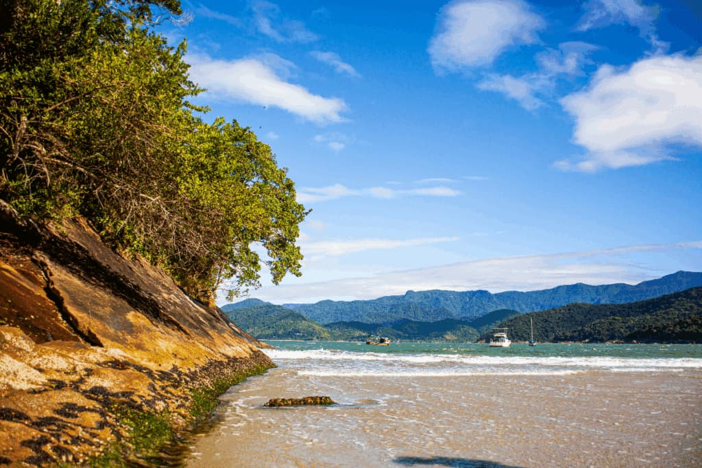 Dia das Crianças: 5 praias de mar calmo para viajar em família